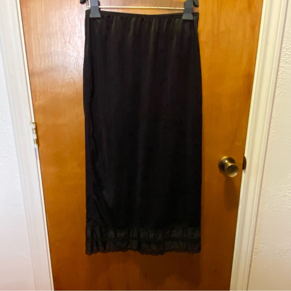 Underscore Black Slip